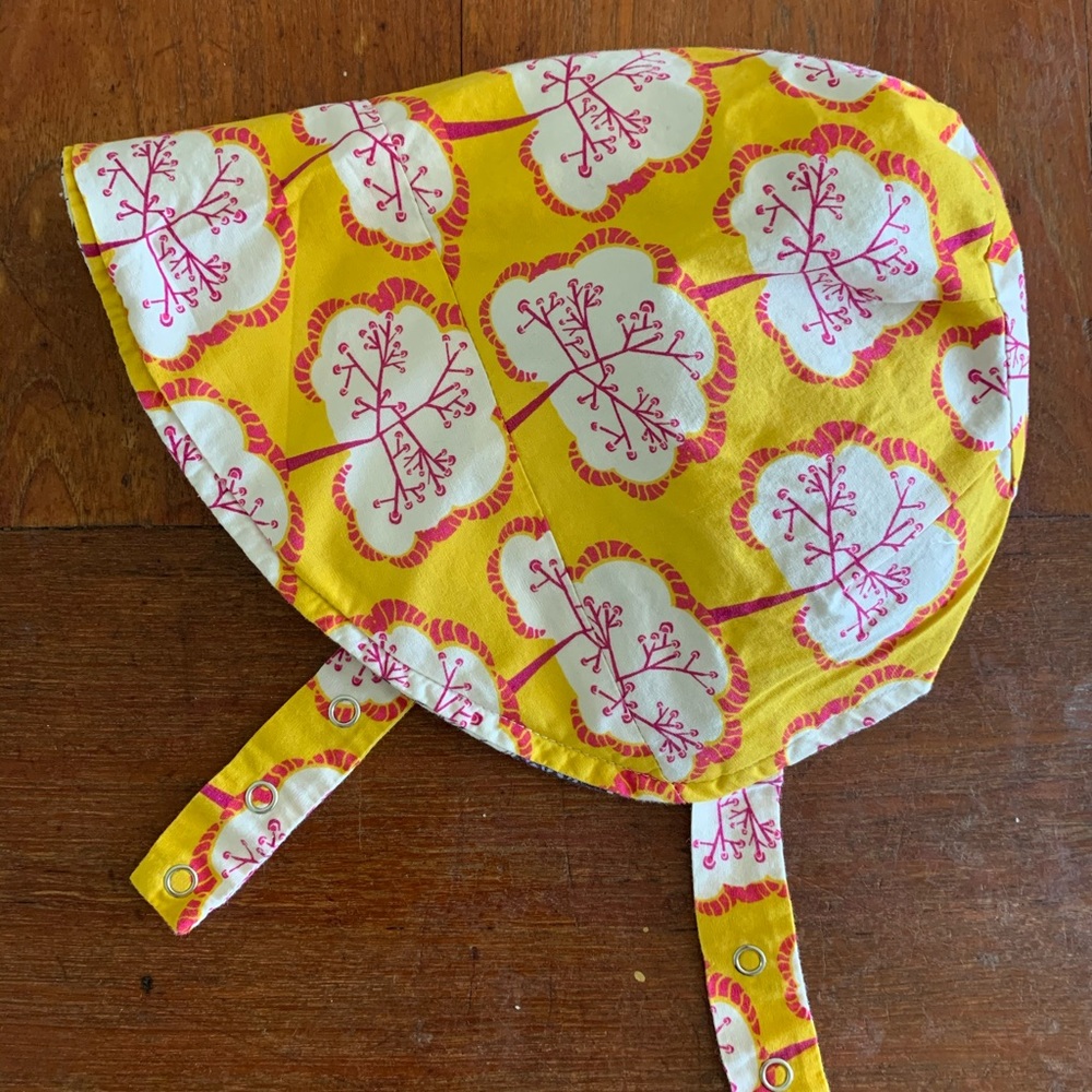 UB2 Urban Bonnet Size 12-24 Months
